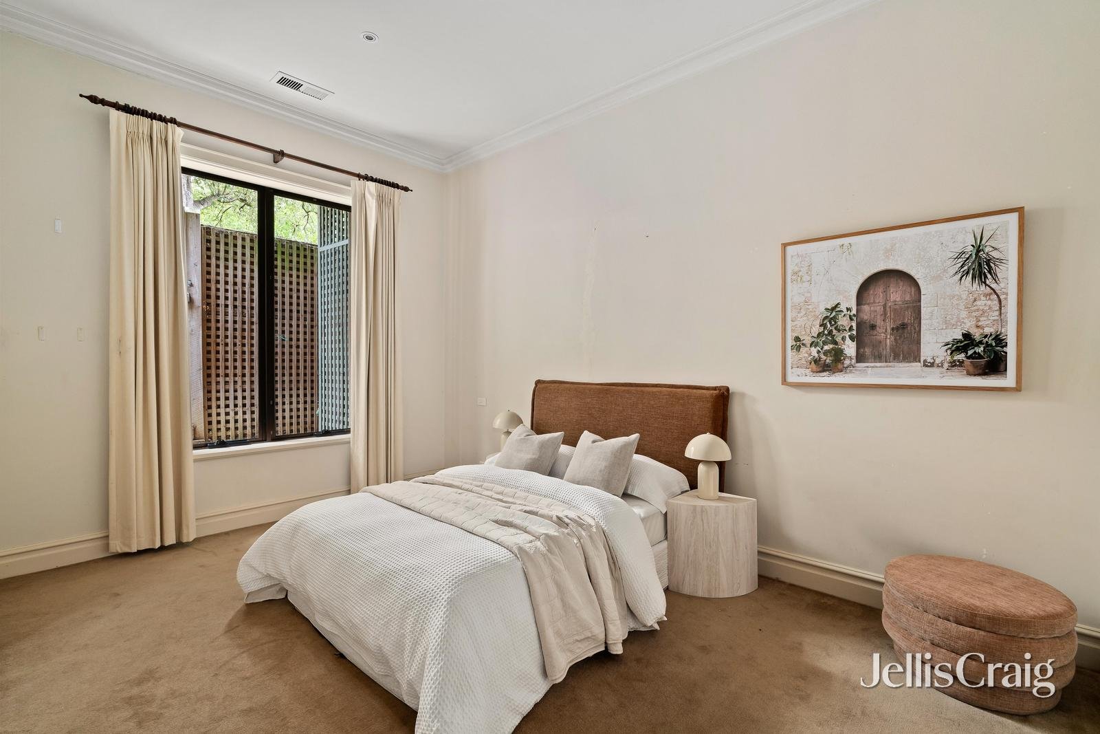 16 Glenbervie Road, Toorak image 12