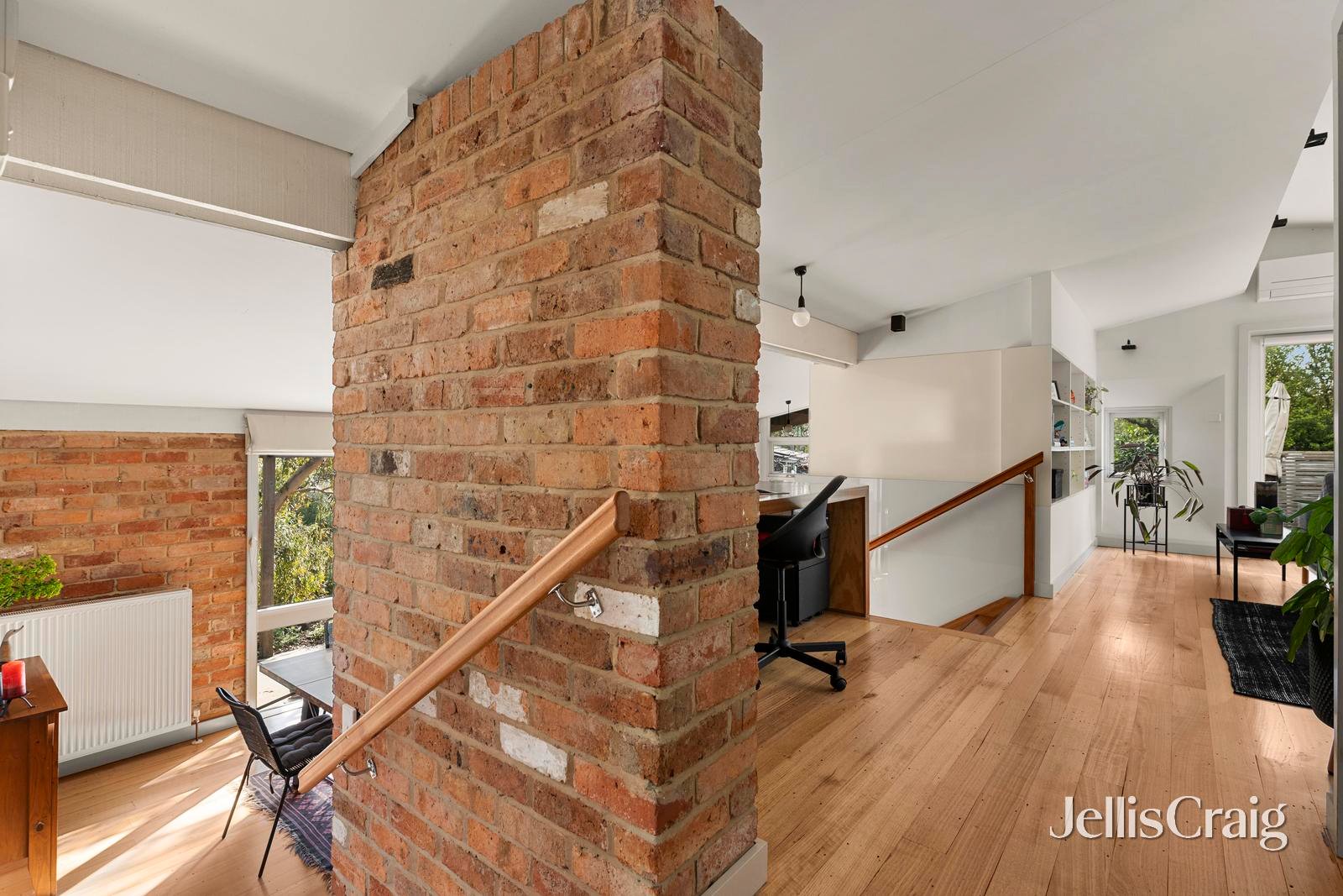 16 Glenister Drive, Eltham image 7