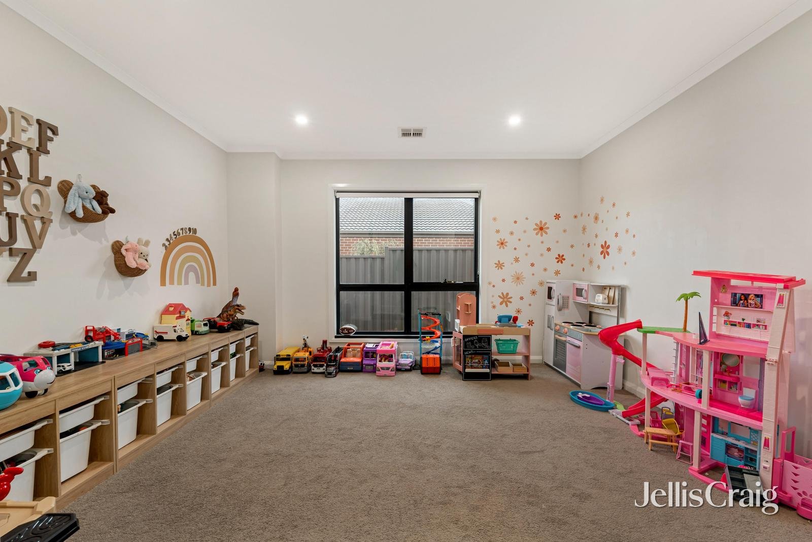 16 Glenloth Avenue, Lilydale image 13