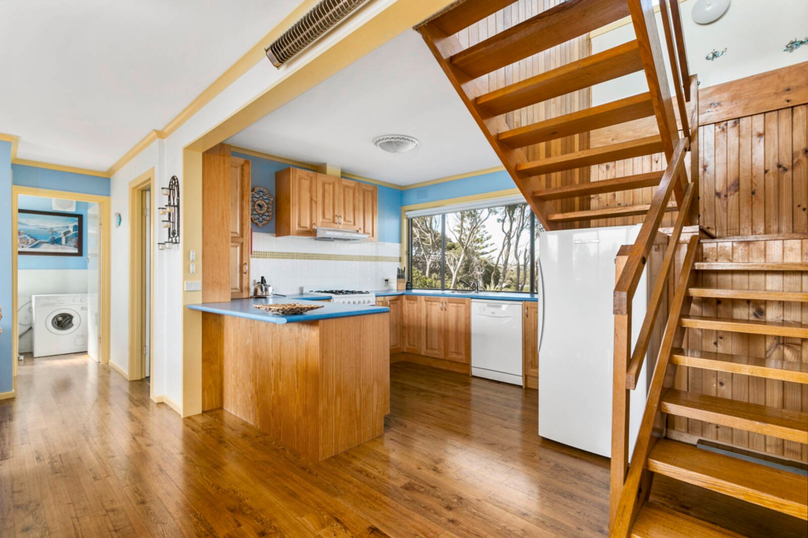 Property Gallery Thumbnail 9