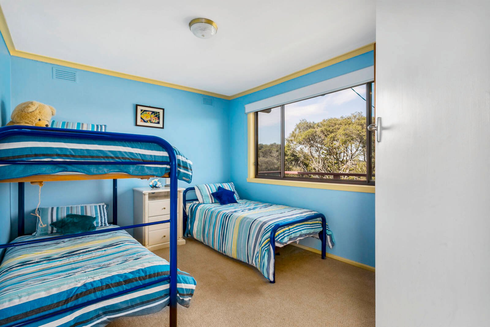 Property Gallery Thumbnail 18