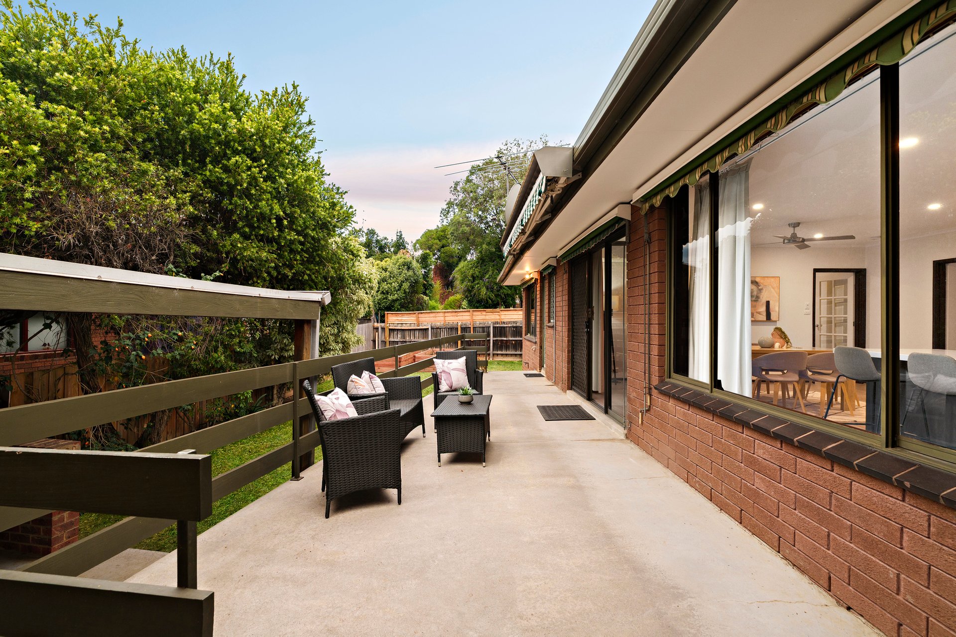 Property Gallery Thumbnail 11