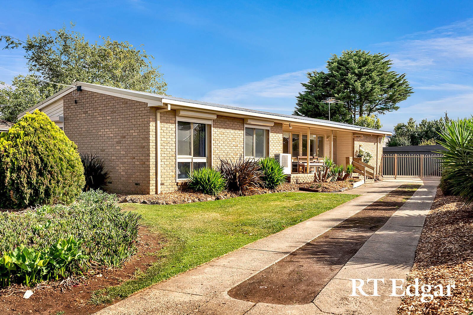 Property Gallery - Main Image