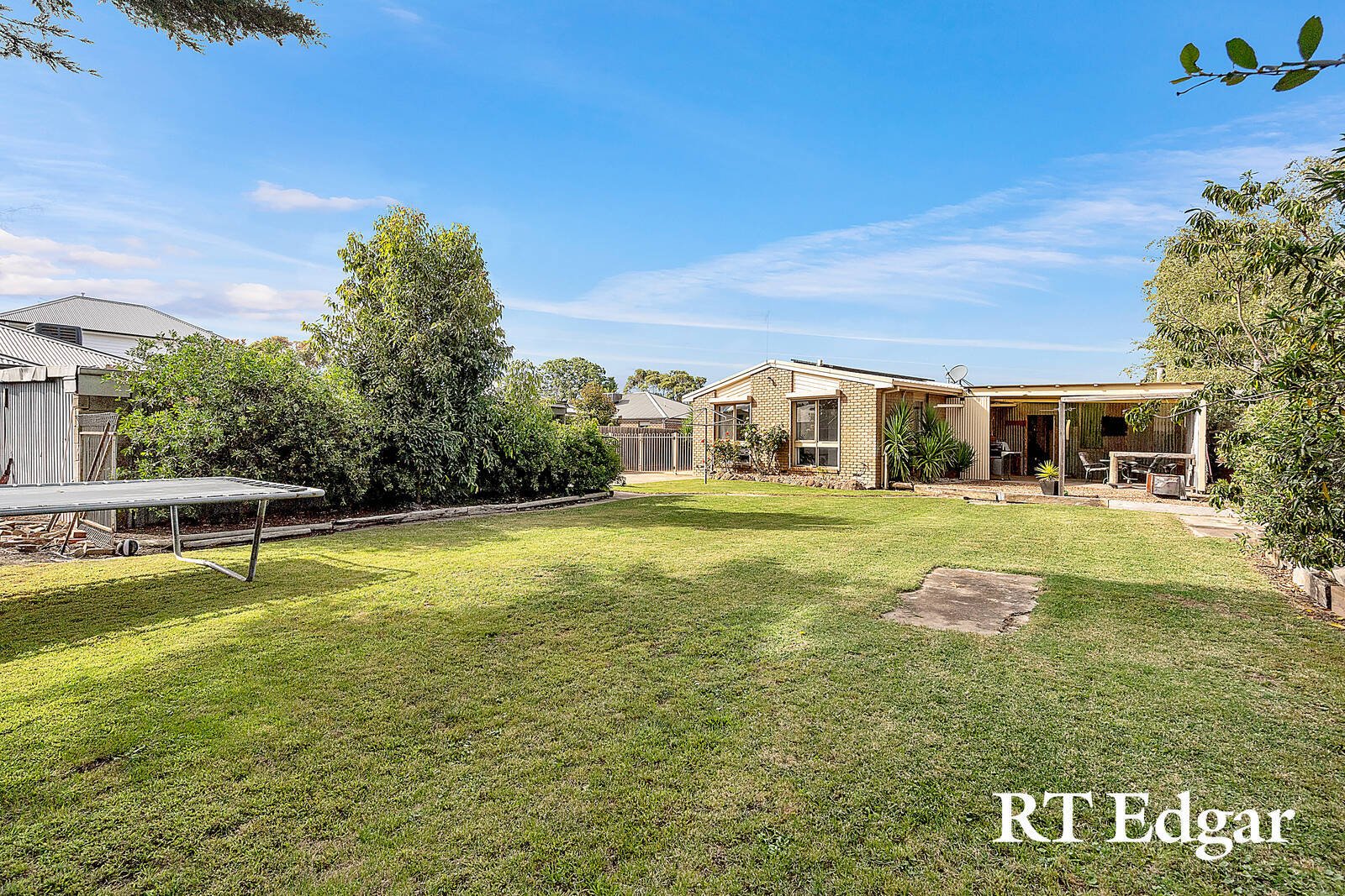 Property Gallery Thumbnail 17
