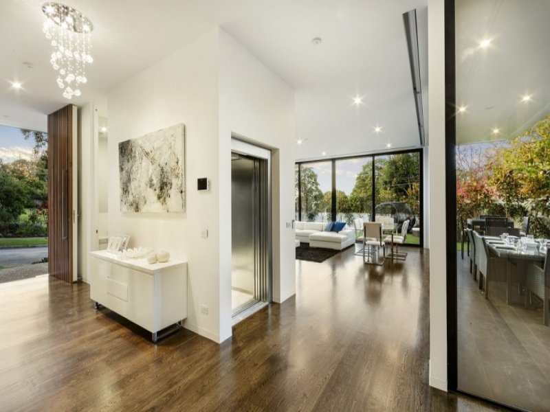 16 Harrington Avenue, Balwyn North image 6