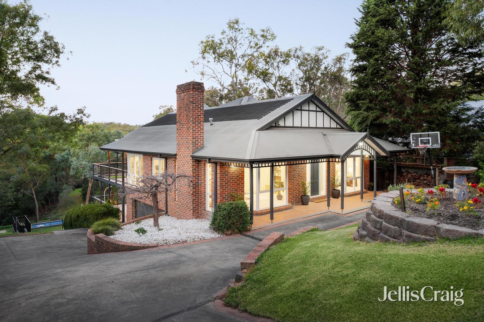 16 Harris Road, Donvale image 1