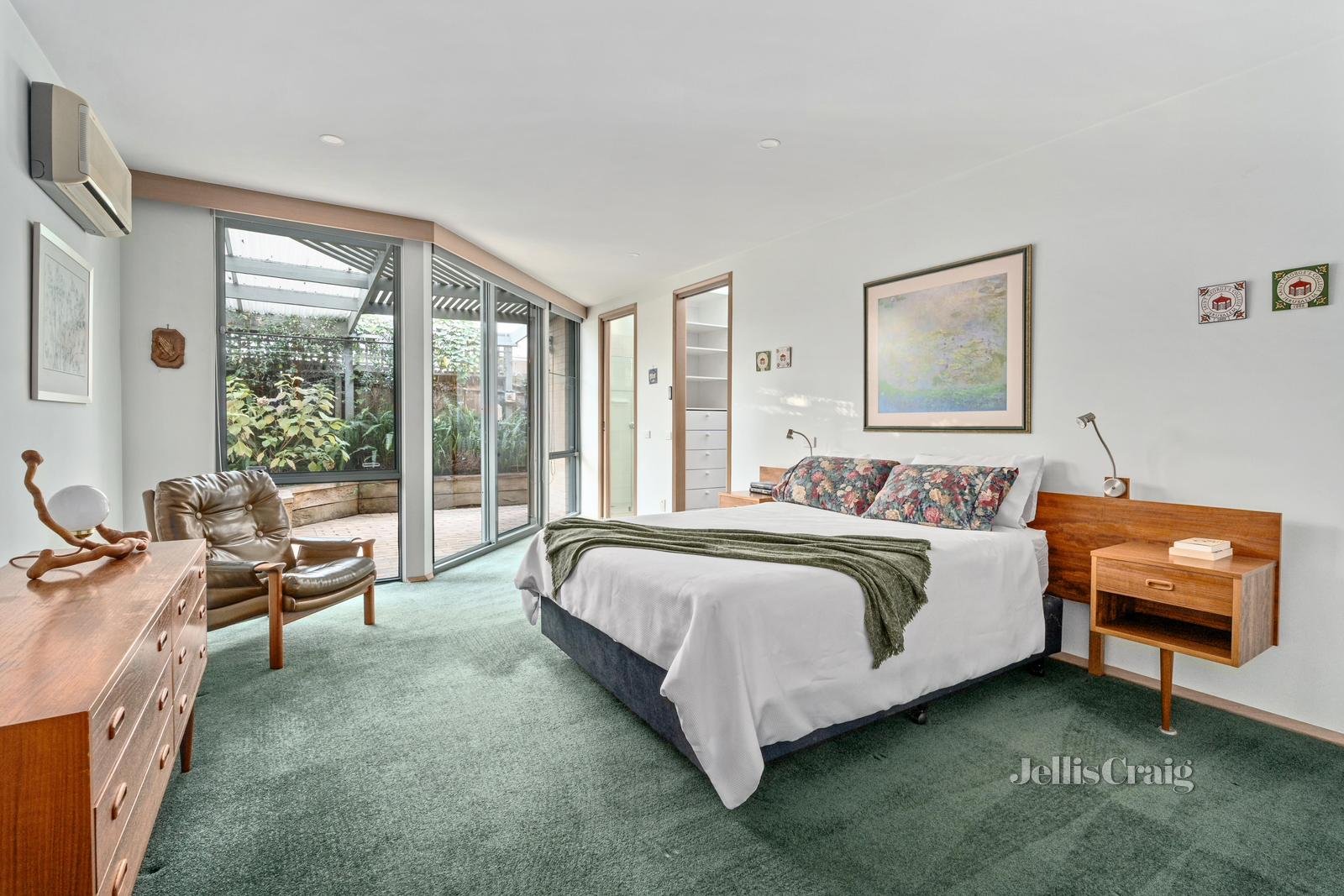 16 Hartlands Road, Ivanhoe East image 9