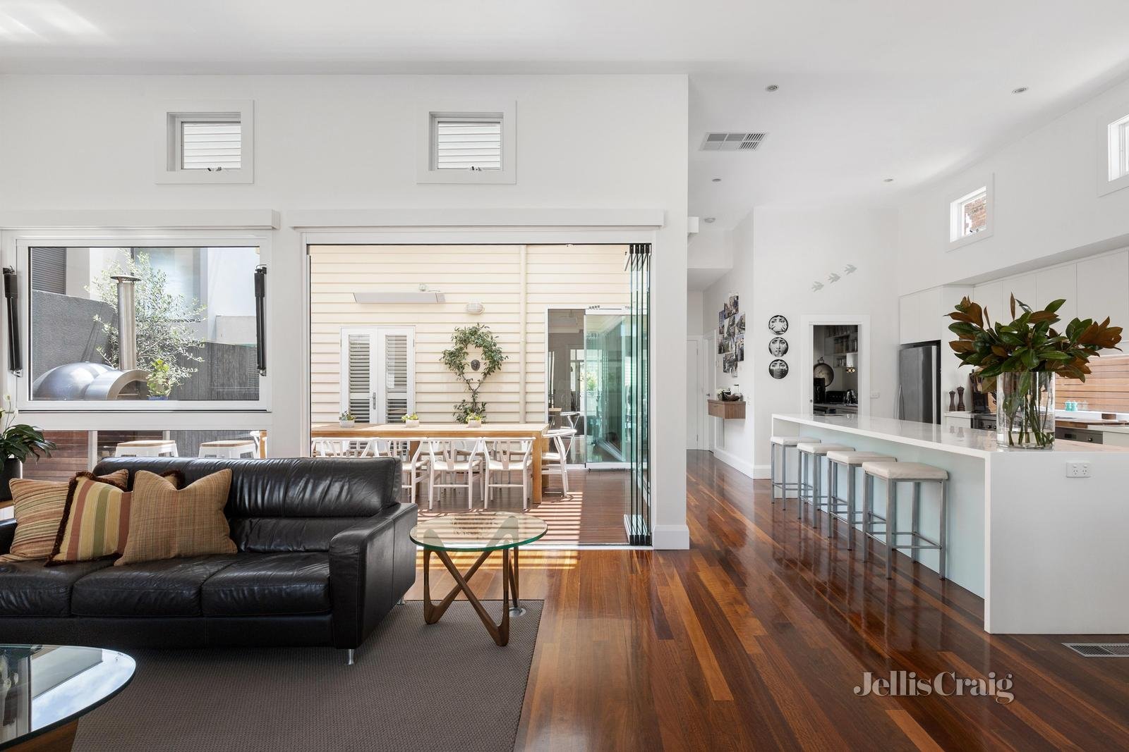 16 Harts Parade, Hawthorn East image 7