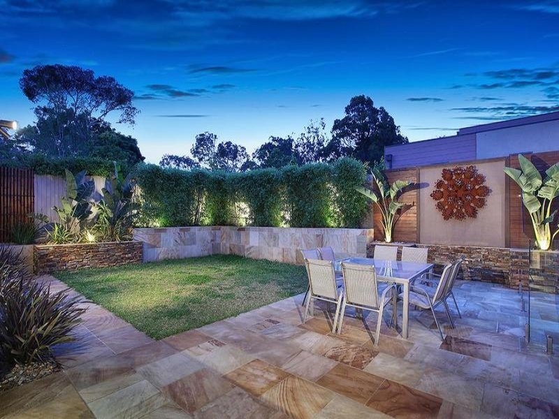 16 Hawkins Avenue, Mont Albert North image 13