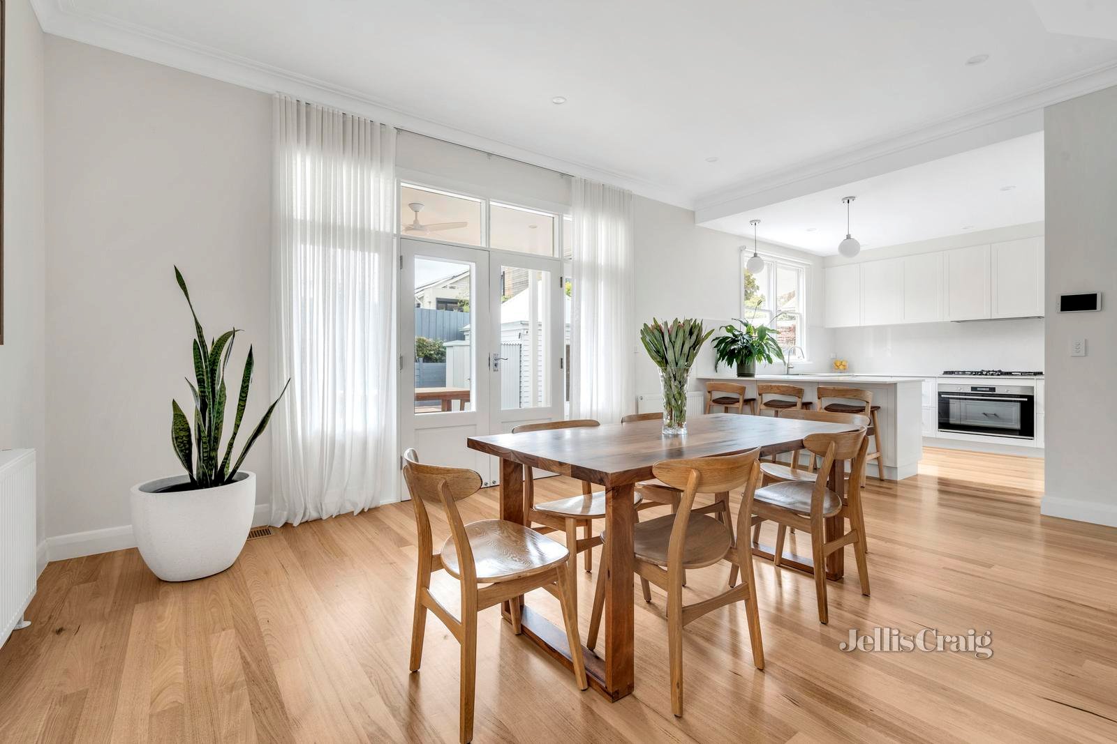 16 Henderson Street, Brunswick West image 3