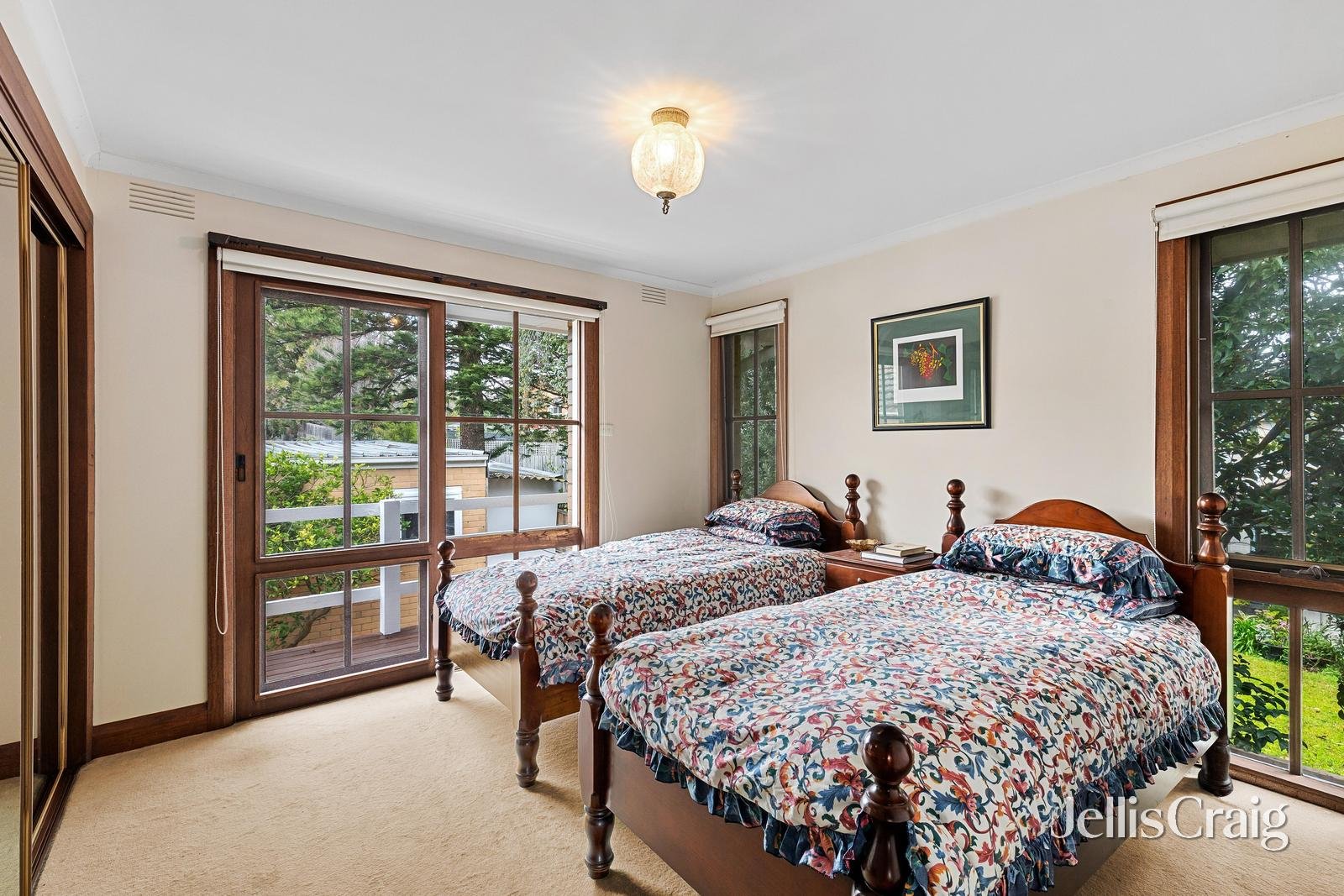 16 Highland Avenue, Balwyn image 7