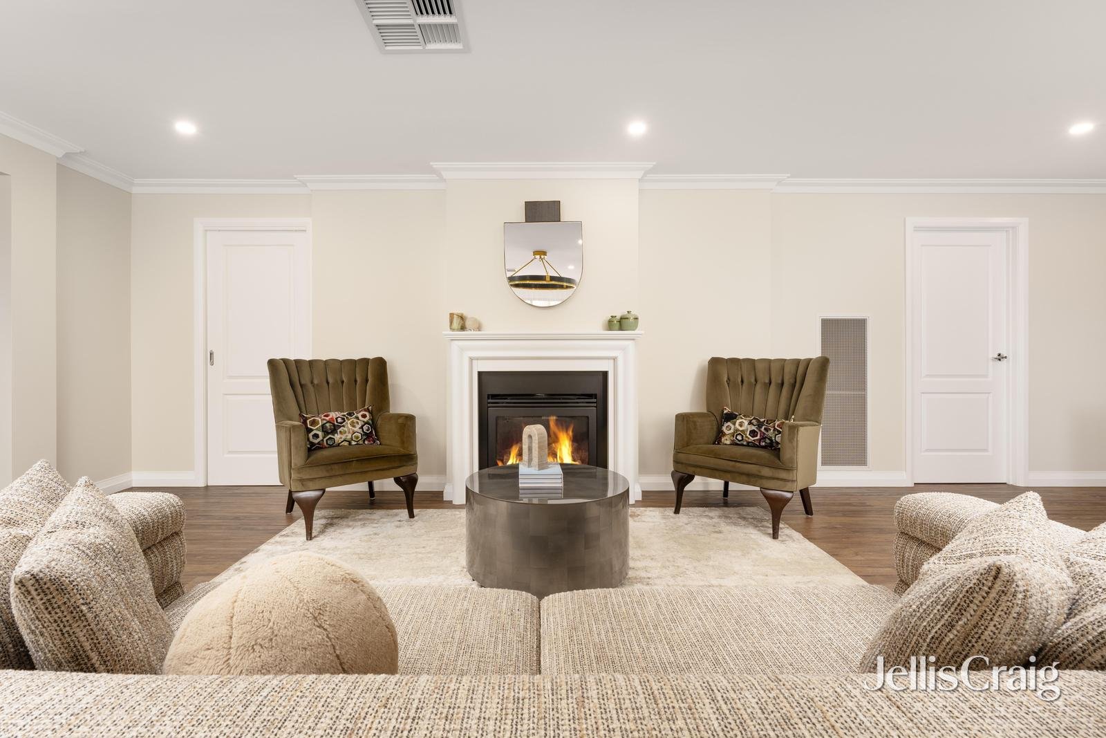 16 Holmsgarth Court, Brown&nbsp;Hill image 6