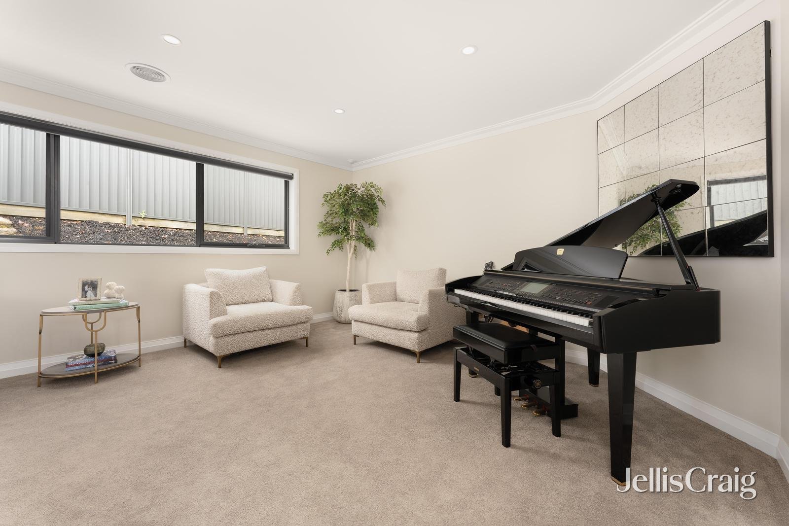 16 Holmsgarth Court, Brown&nbsp;Hill image 8
