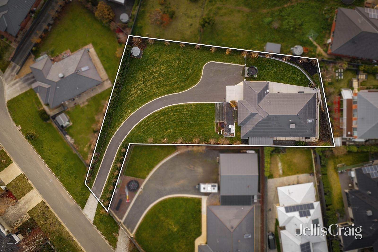 16 Holmsgarth Court, Brown&nbsp;Hill image 11
