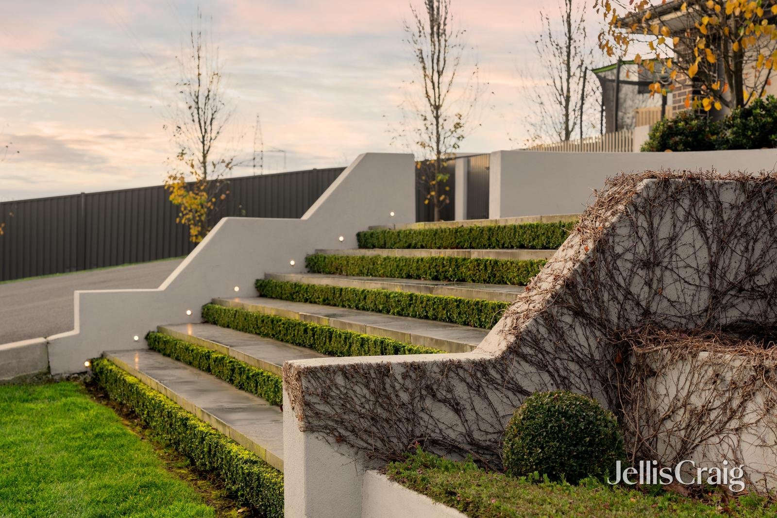 16 Holmsgarth Court, Brown&nbsp;Hill image 30