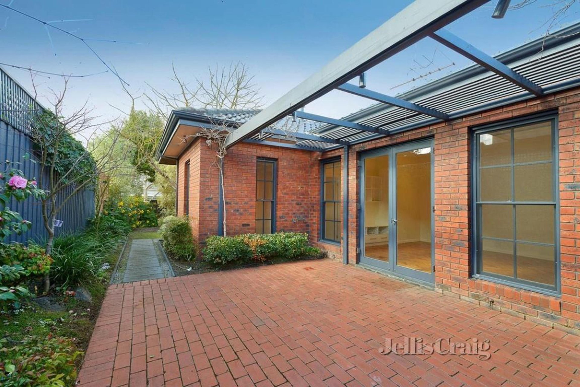 1/6 Hopetoun Avenue, Canterbury image 12