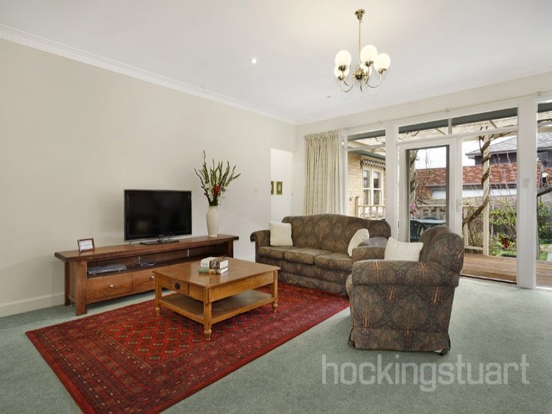 16 Houghton Street, Balwyn North image 5