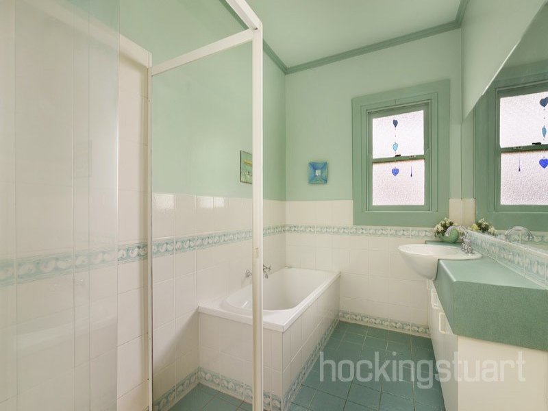 16 Houghton Street, Balwyn North image 7