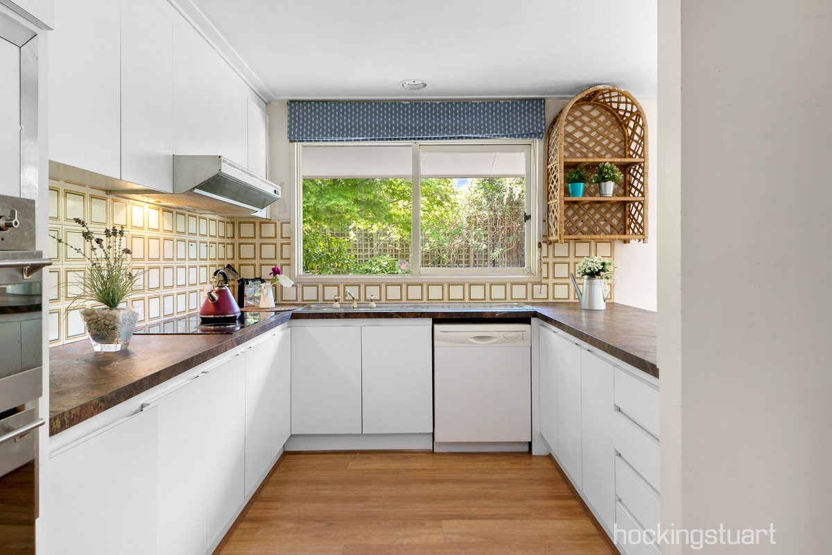 16 Irilbarra Road, Canterbury image 5