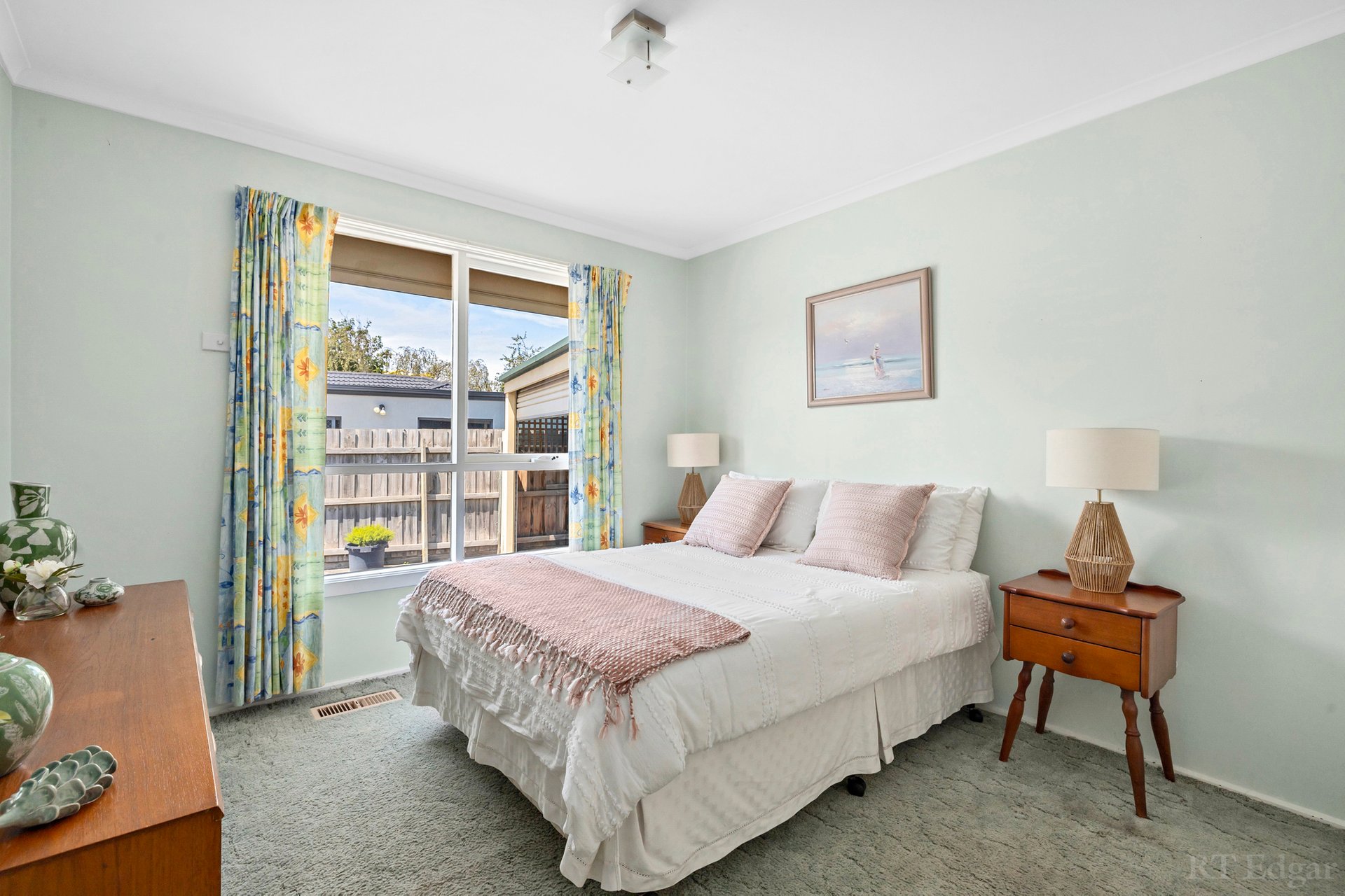 Property Gallery - Main Image