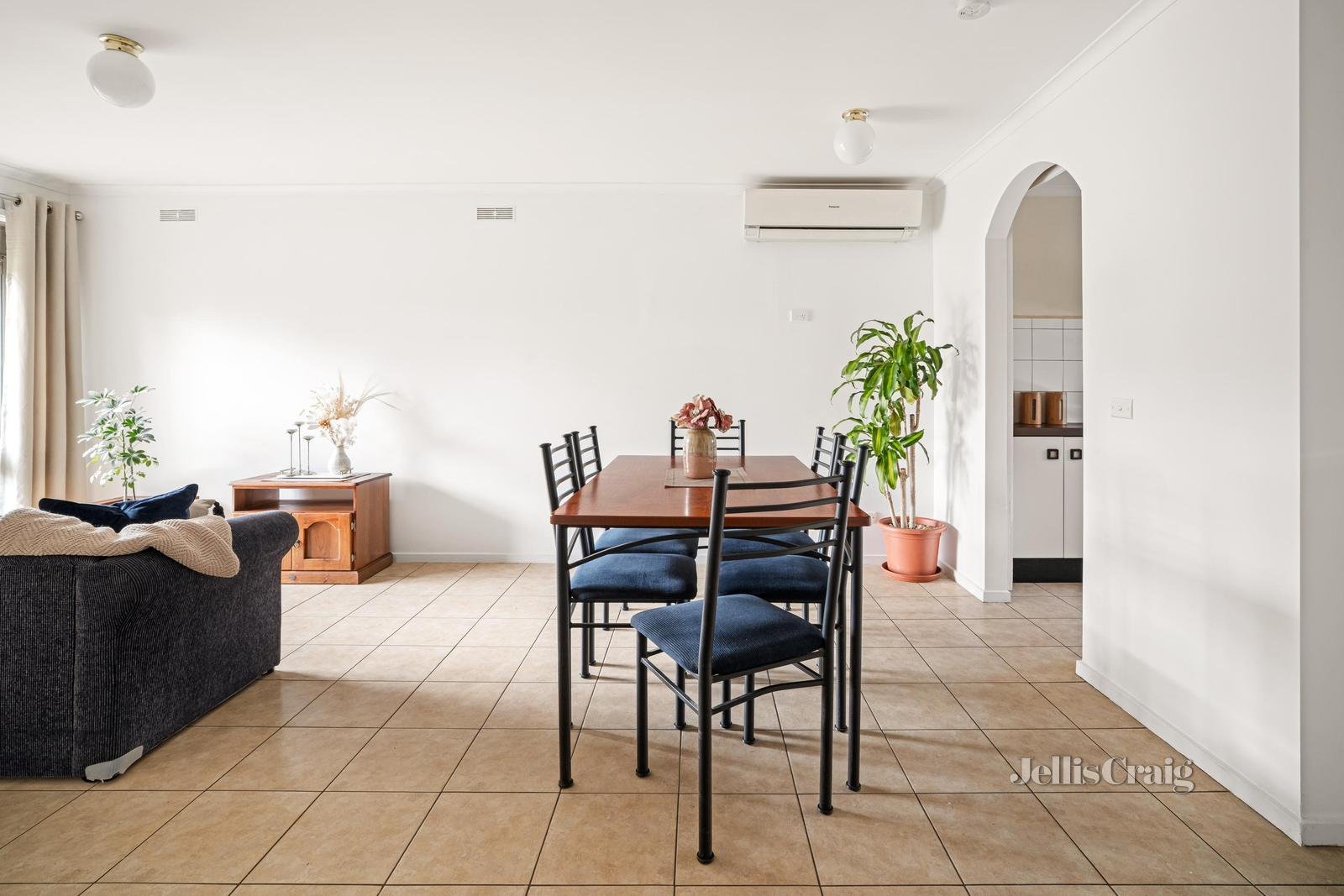 16 Jacksons Road, Chelsea image 3