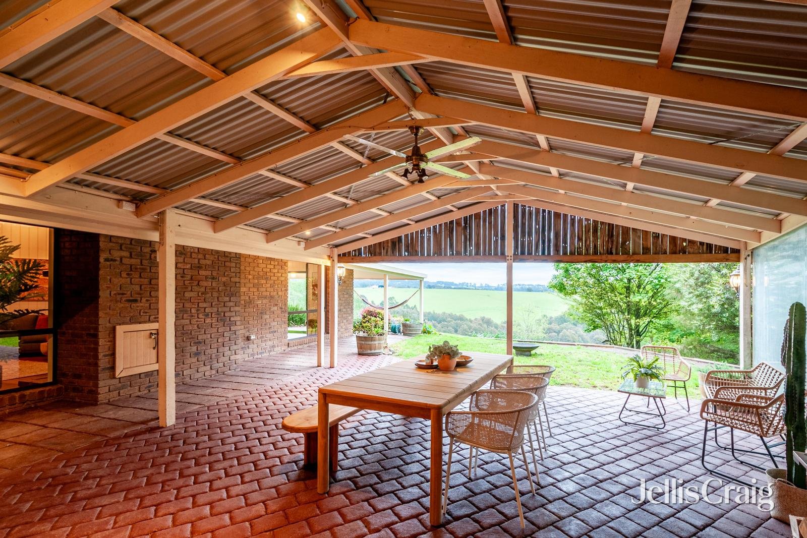 16 James Street, Kinglake image 15