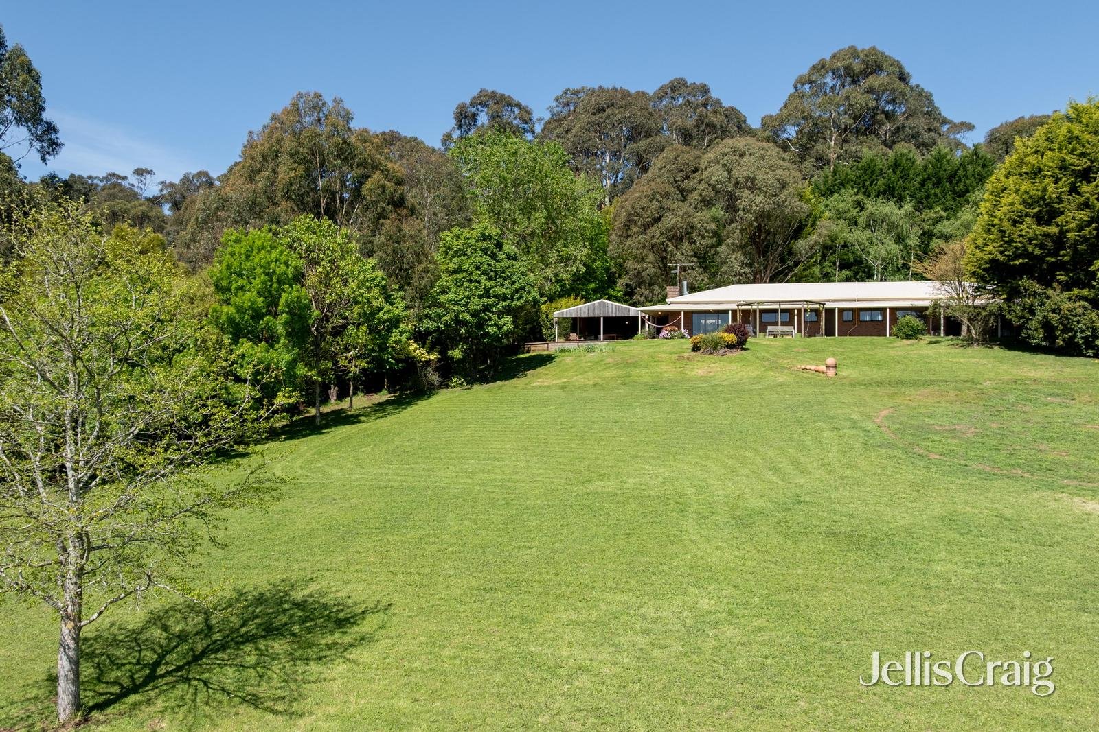 16 James Street, Kinglake image 18
