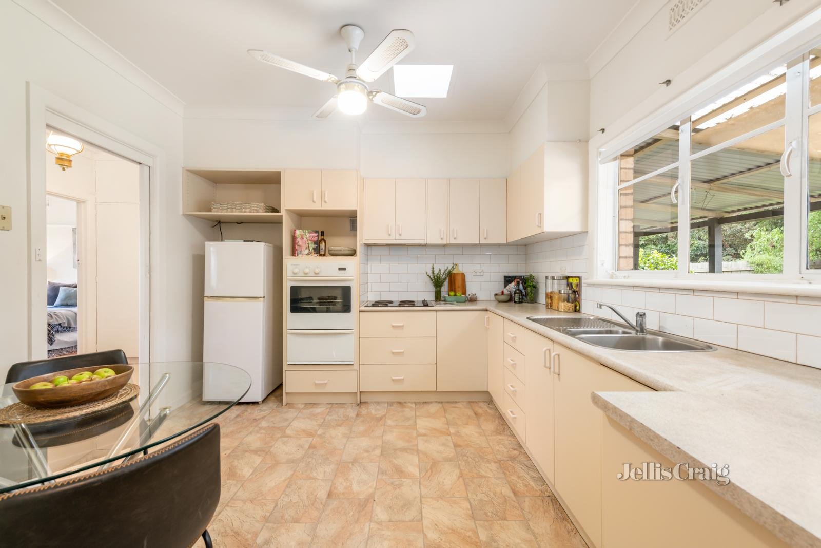 16 James Street, Preston image 6