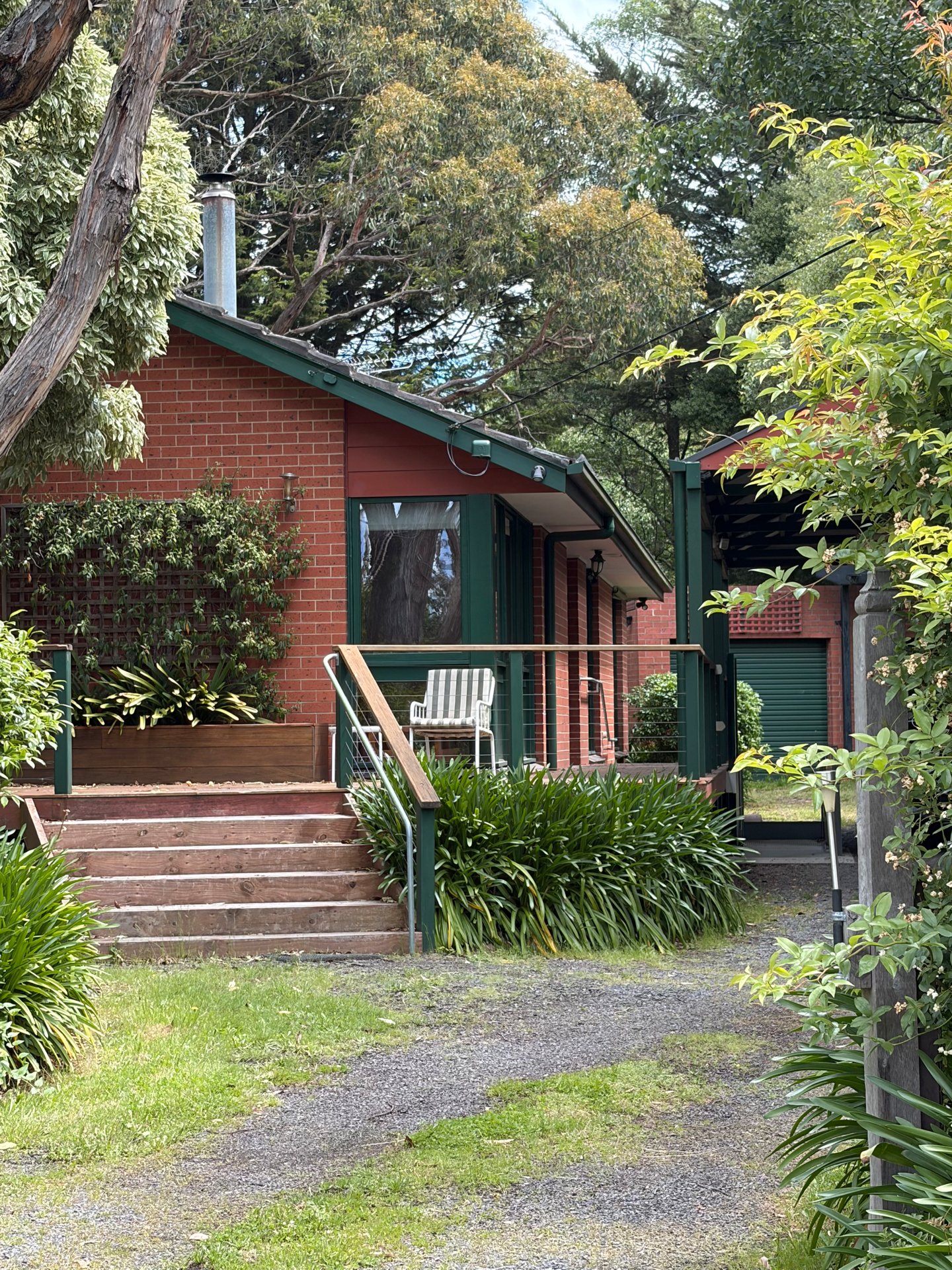 16 Kathryn Crescent, Woodend image 1