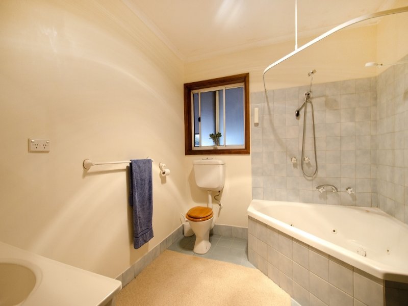 16 Kedleston Road, Herne Hill image 6