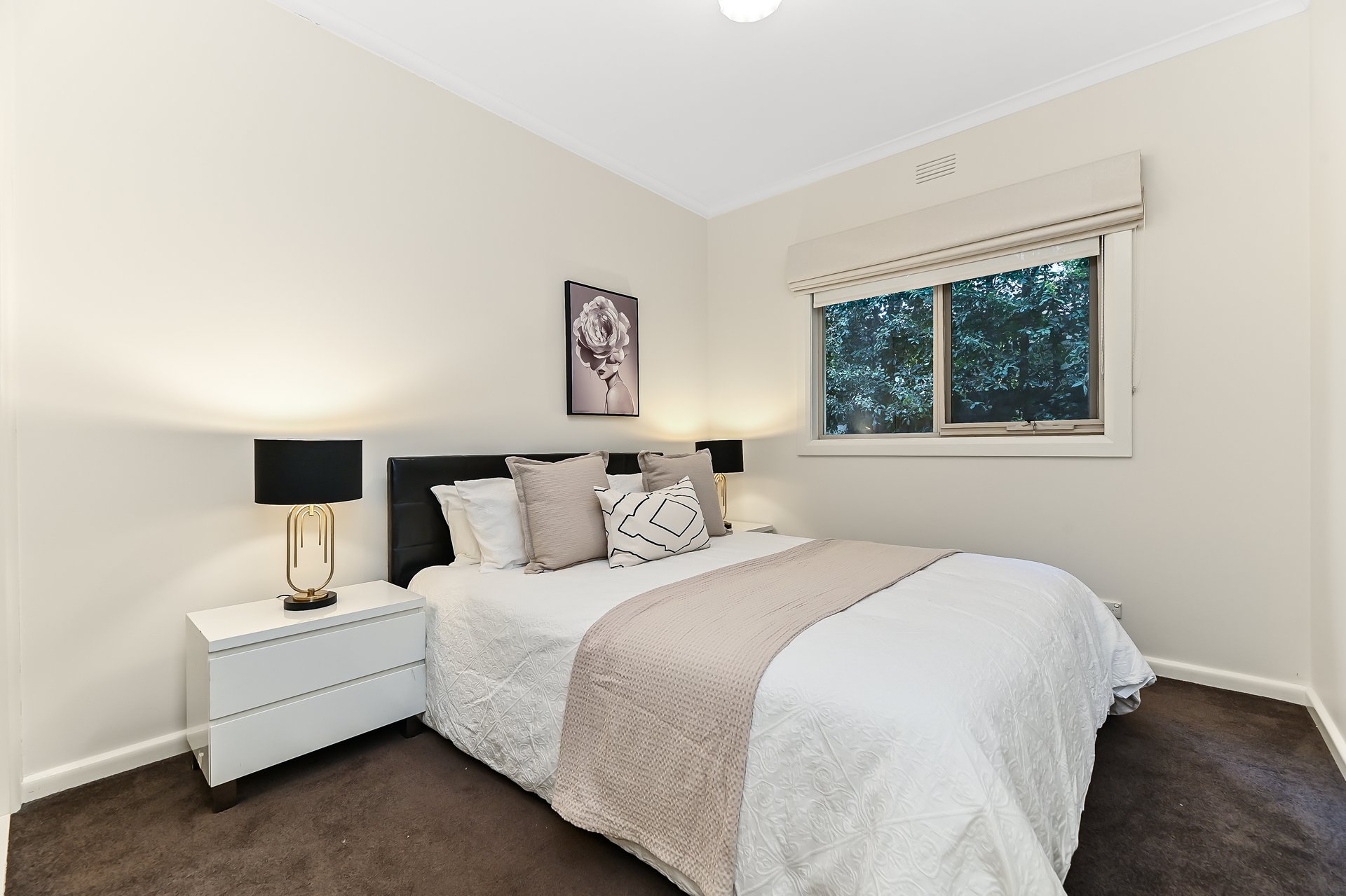 16 Kingsley Grove, Mount Waverley image 11