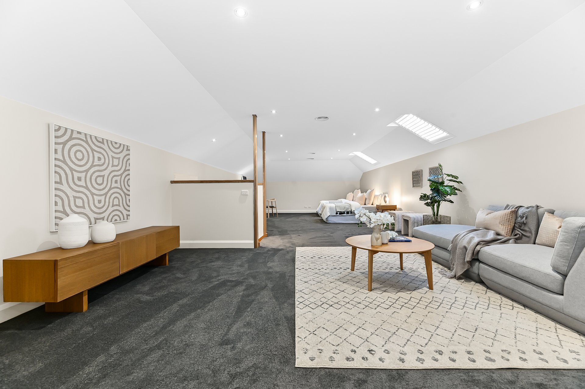 16 Kingsley Grove, Mount Waverley image 15