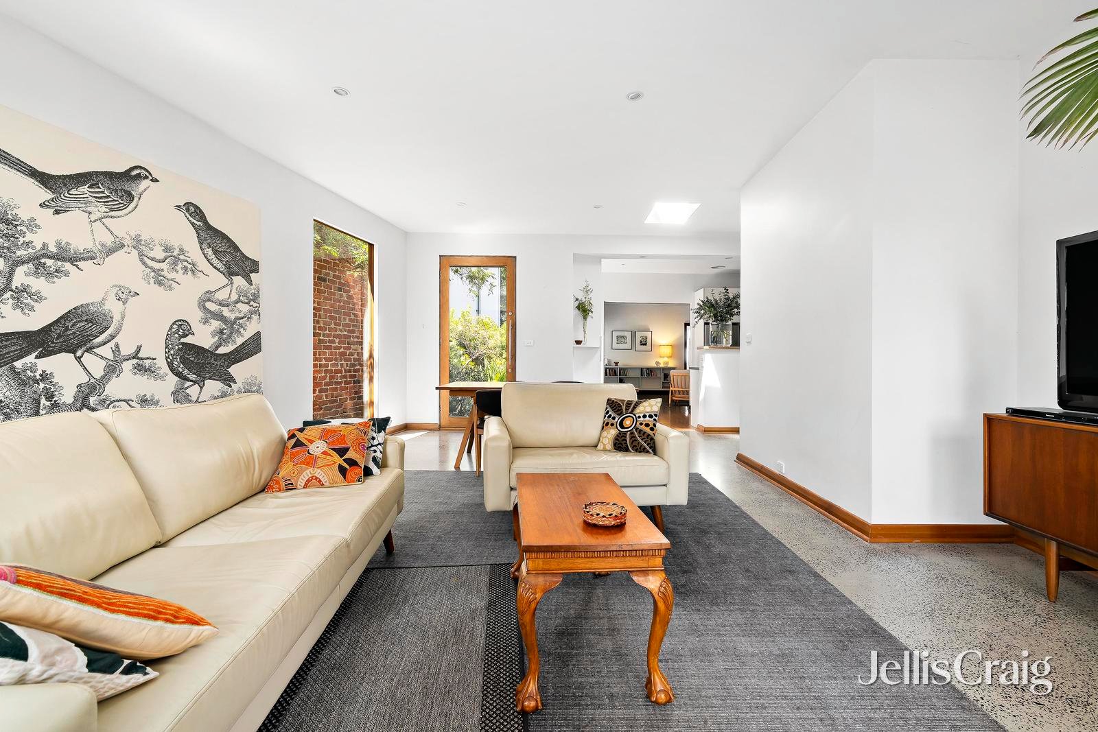 16 Kingsley Street, Elwood image 5