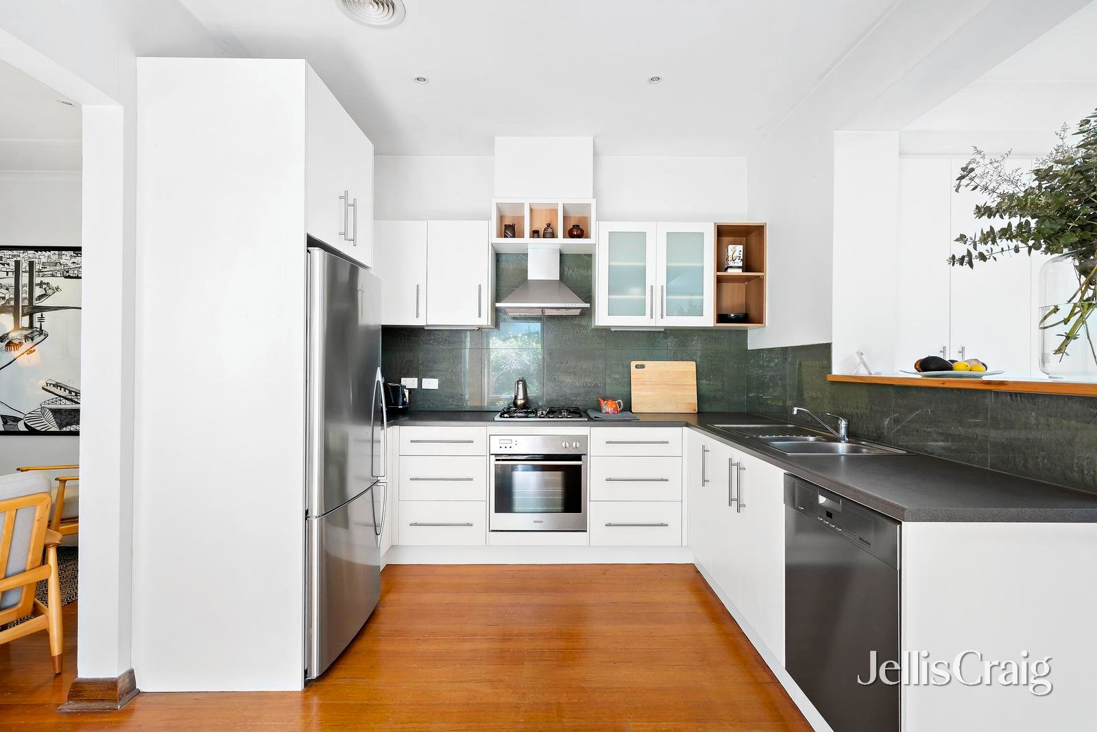 16 Kingsley Street, Elwood image 10