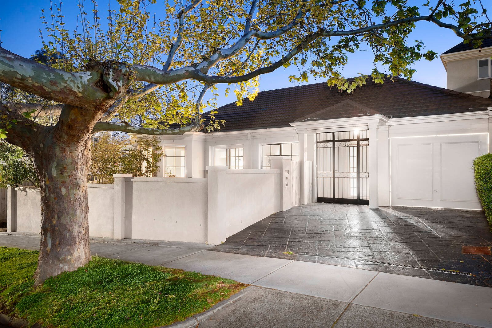 Property Gallery - Main Image