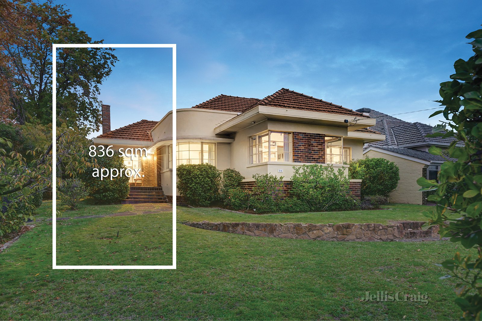 16 Kyora Parade, Balwyn North image 1