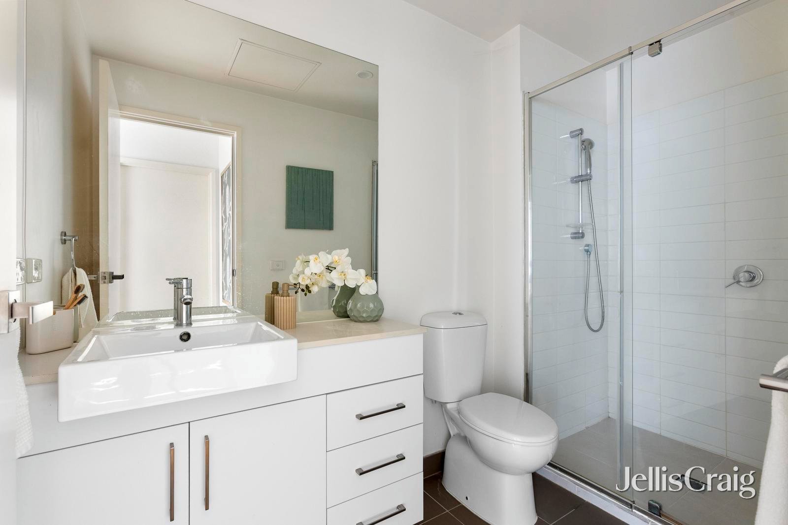 16 La Scala Avenue, Maribyrnong image 10