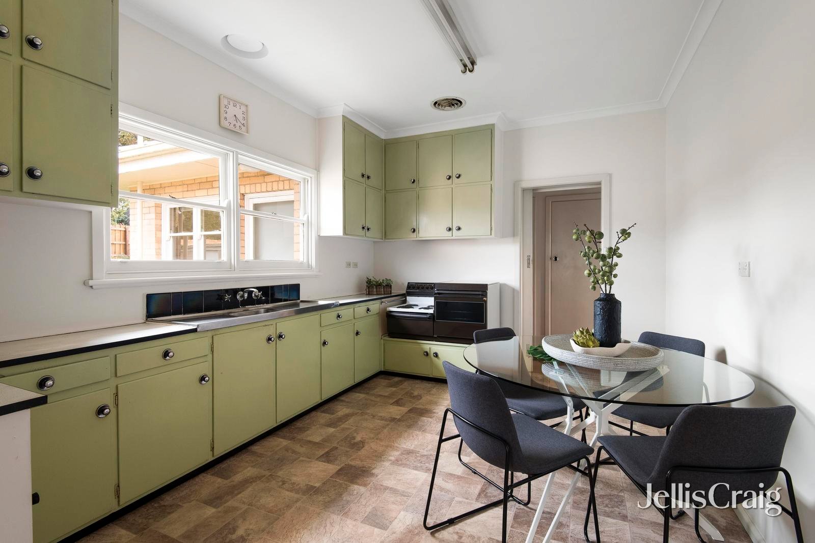 16 Ladd Street, Watsonia image 4