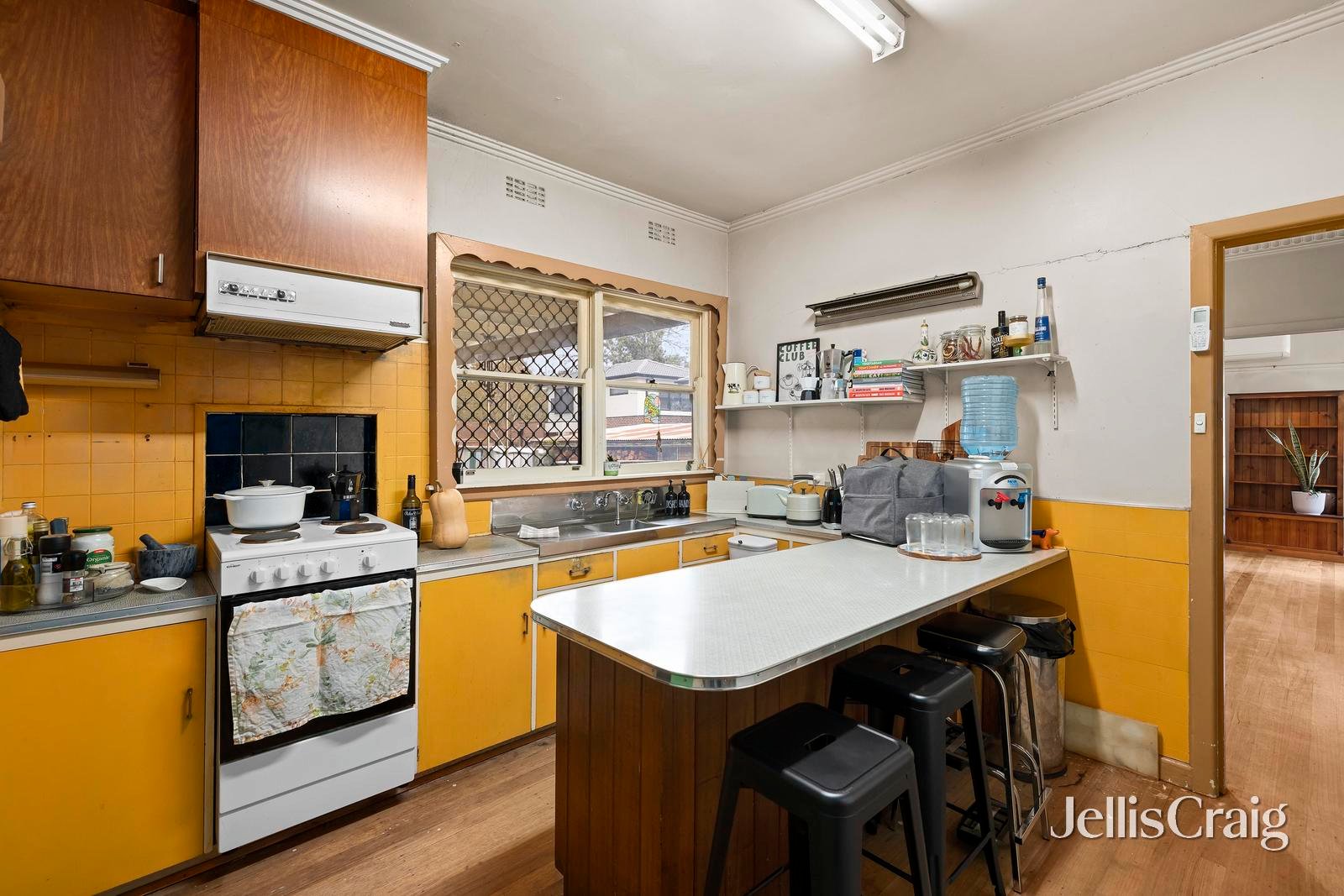 16 Laird Street, Croydon image 8