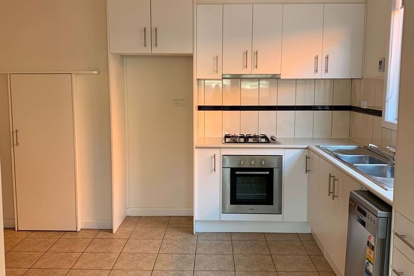 Property Gallery Thumbnail 3