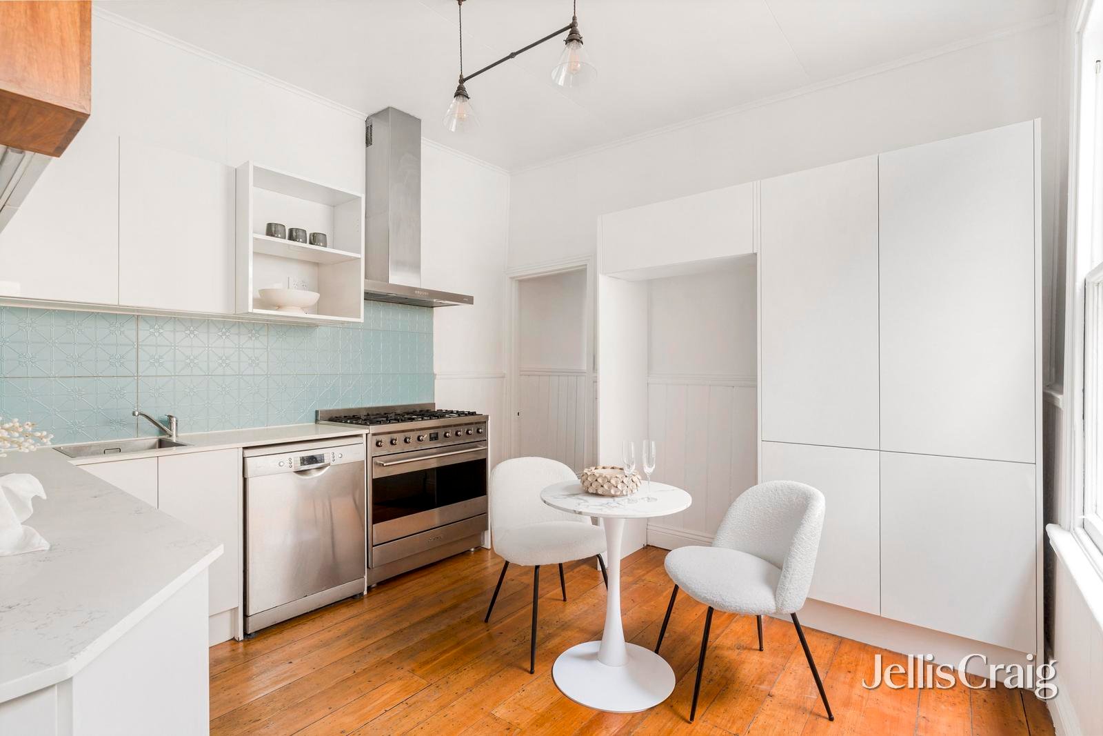 16 Lambeth Street, Kensington image 4