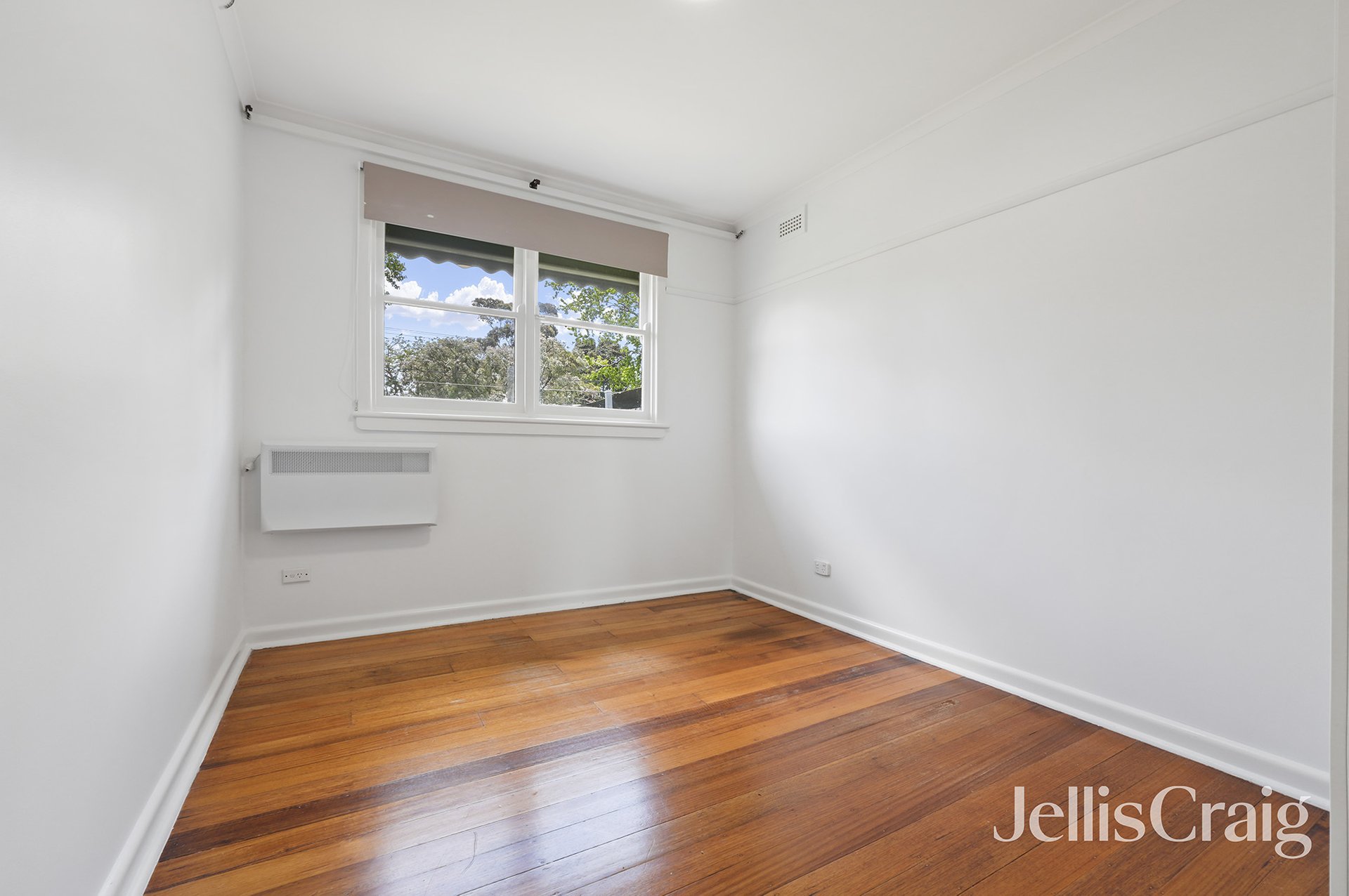 16 Lawson Parade, Highett image 5