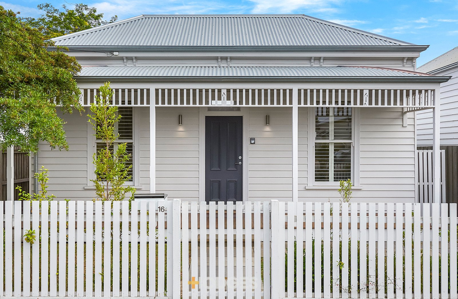 16 Lawton Avenue Geelong West