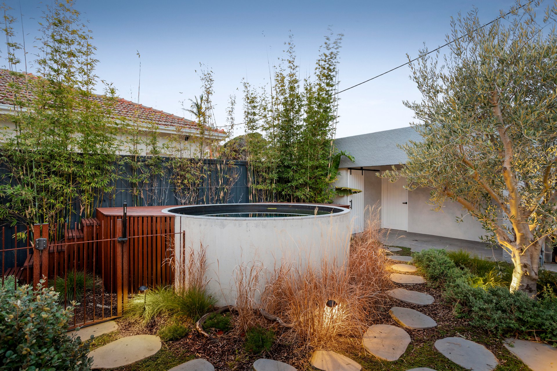 Property Gallery Thumbnail 9