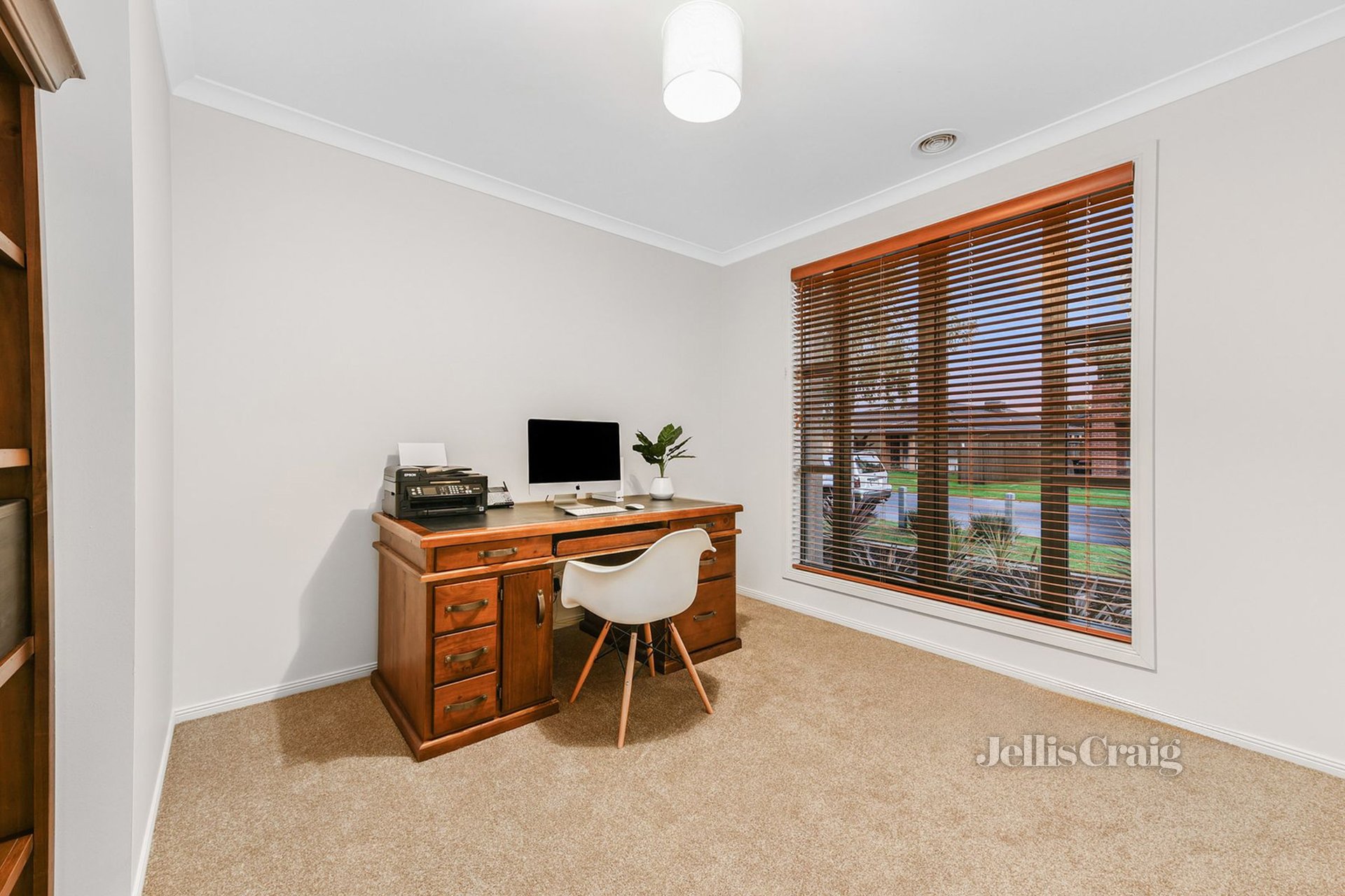 16 Len George Drive, Keysborough image 8