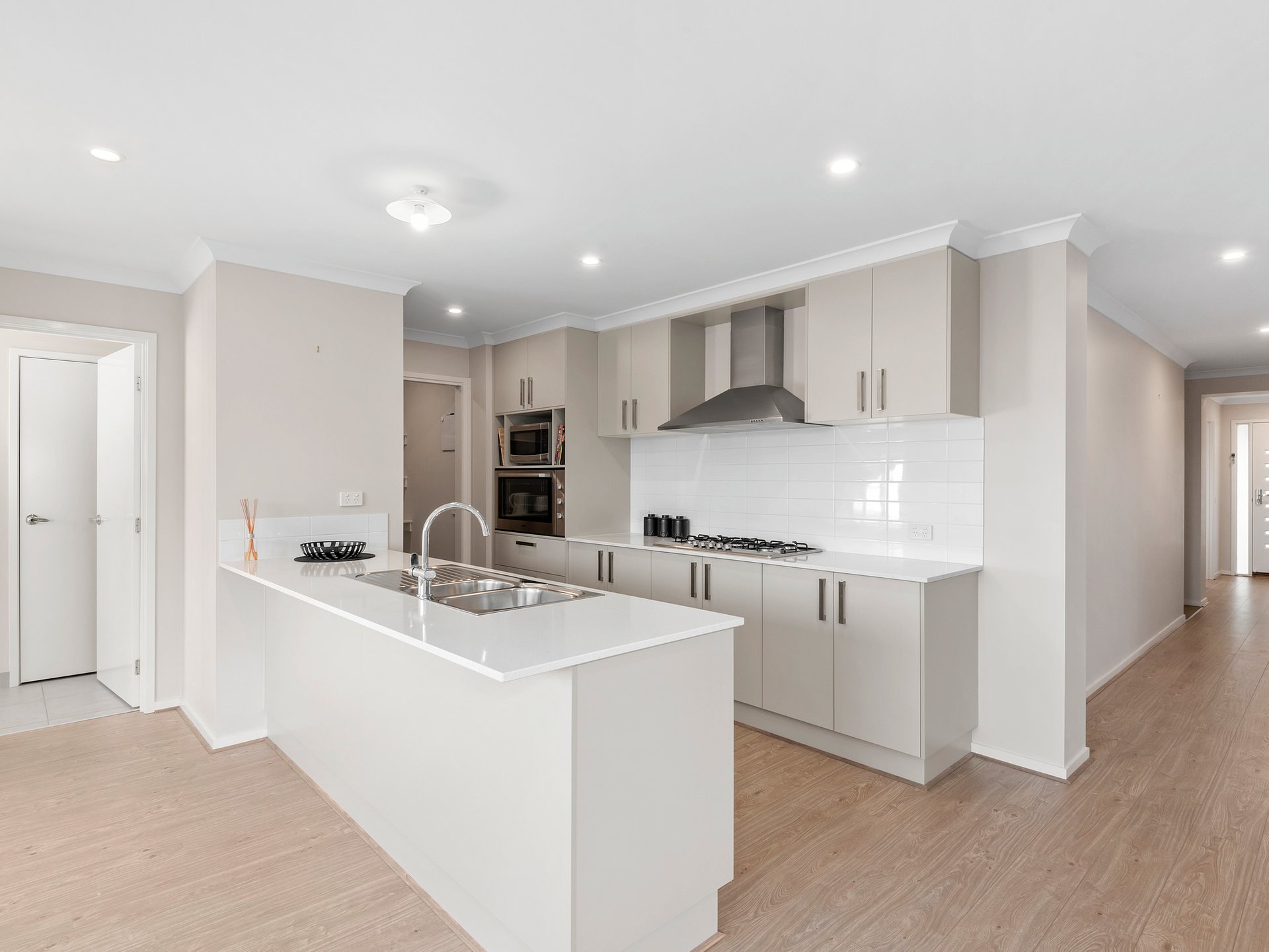 Property Gallery Thumbnail 2