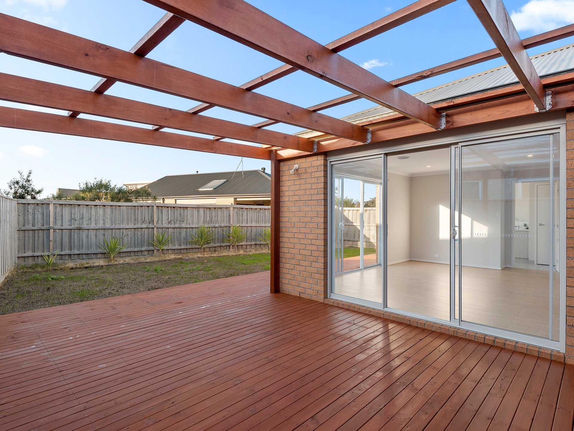 Property Gallery Thumbnail 10