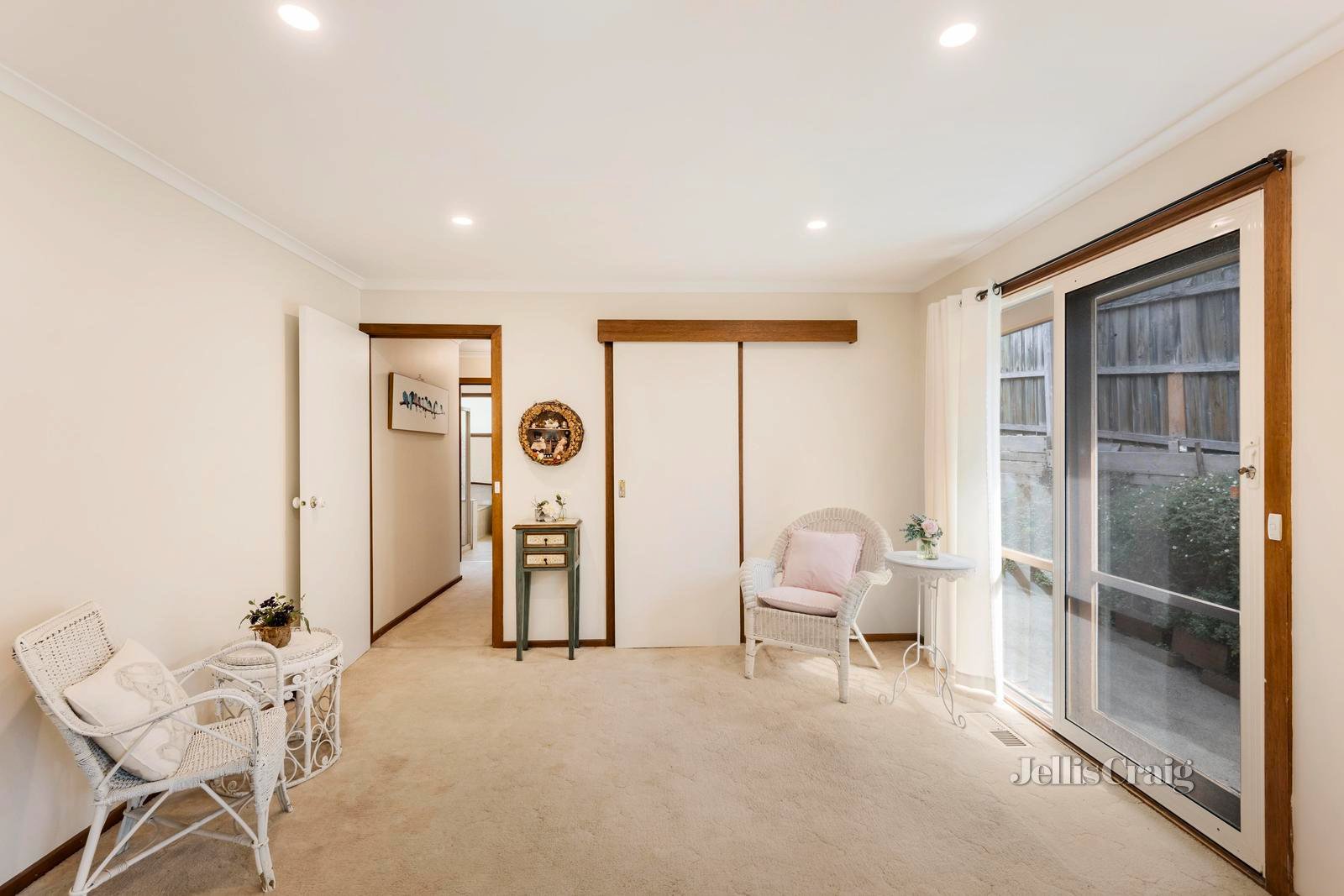 1/6 Linda Drive, Ringwood image 6