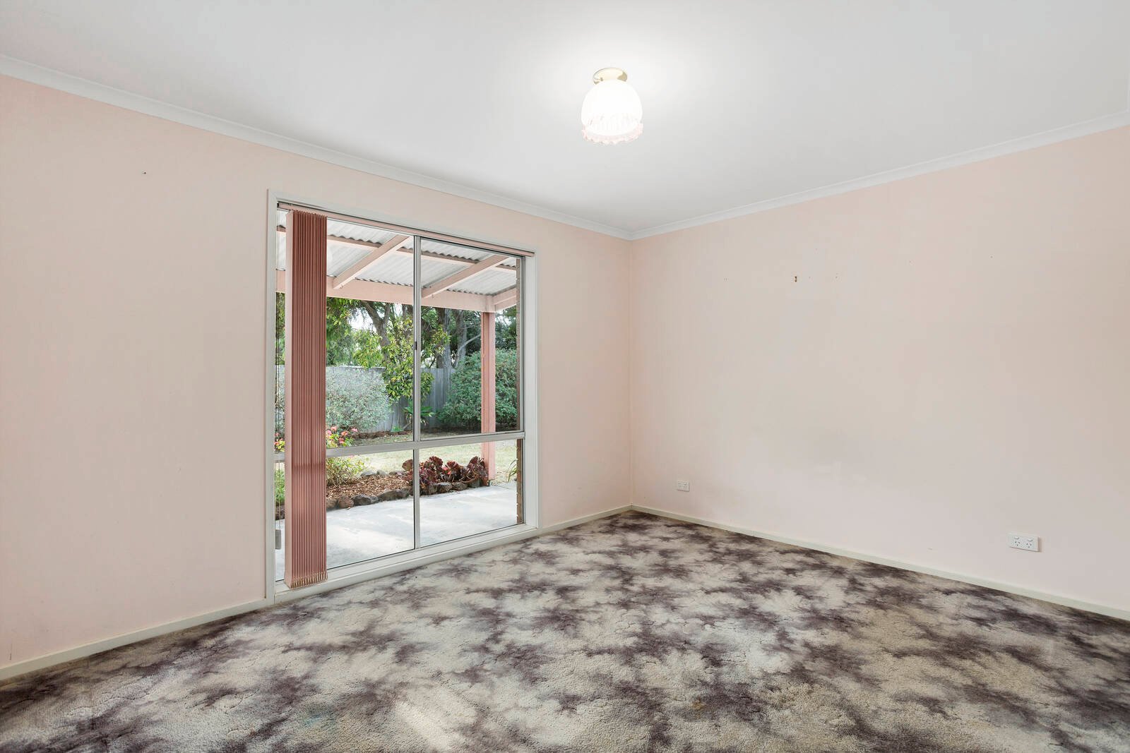 Property Gallery Thumbnail 8