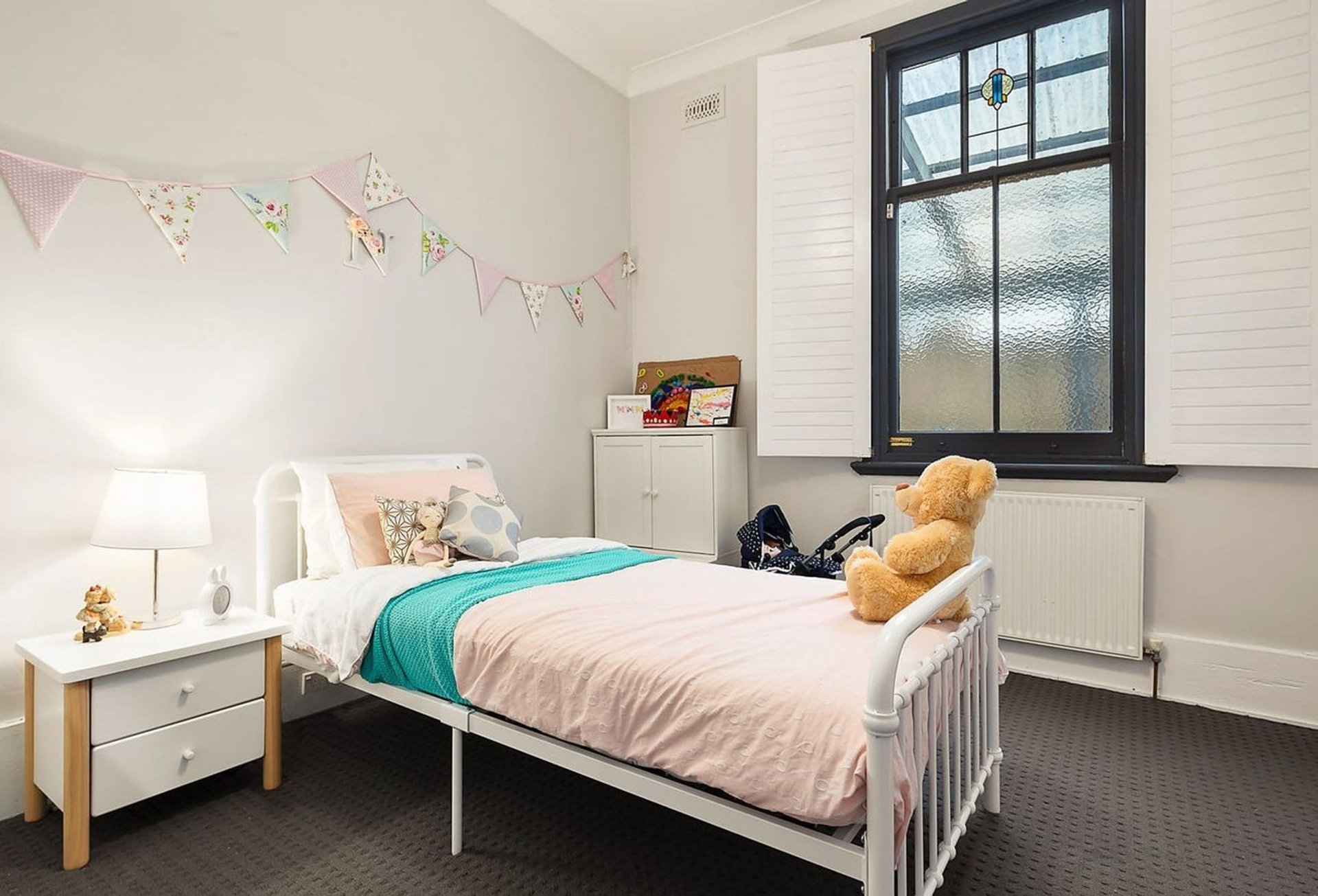 16 Loch Street, Kew image 11